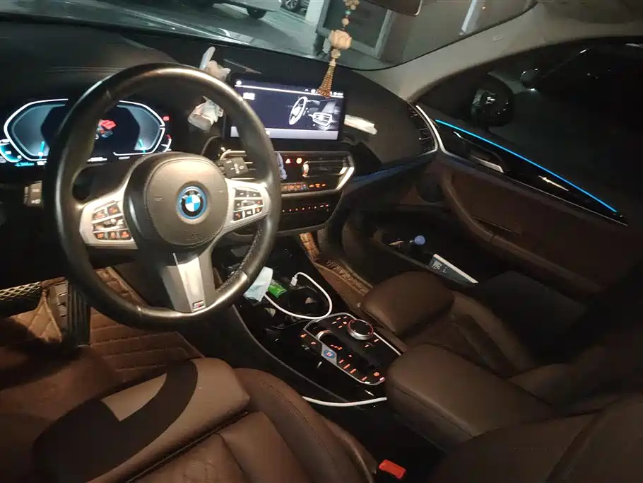 BMW iX3 2023 — фото 12