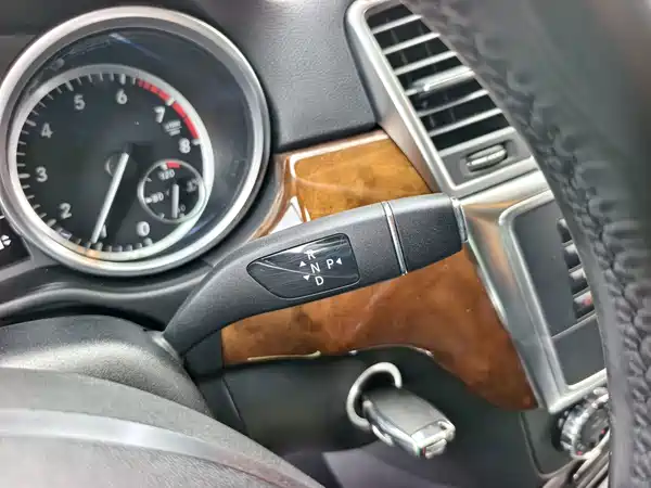 Mercedes-Benz M-Class 2012