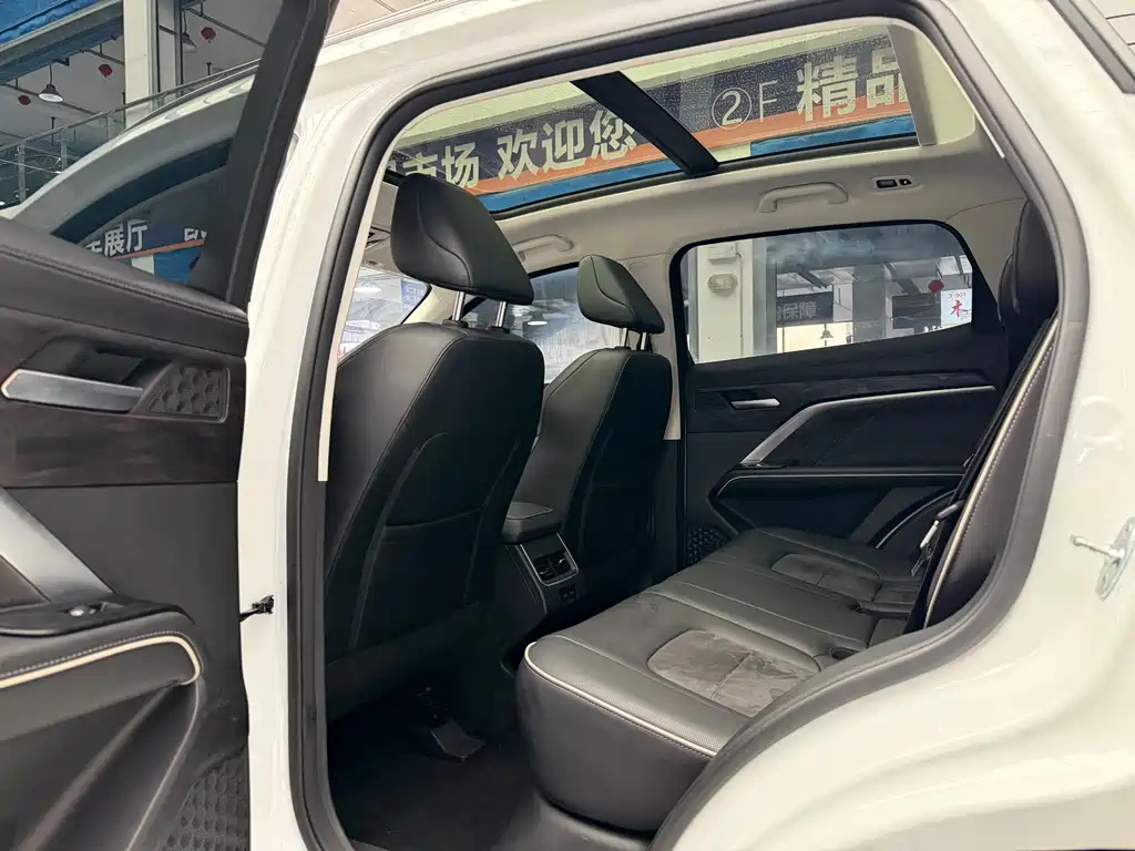 Haval H6 2023 — фото 15