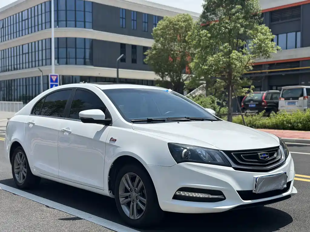 Geely Emgrand 2017 — фото 1