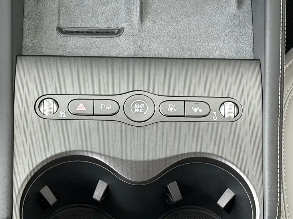 BYD Seal 06 DM-i Wagon 2025 — фото 13