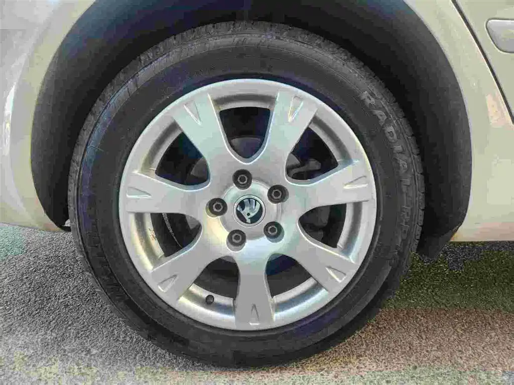 Skoda Octavia 2016 — фото 11