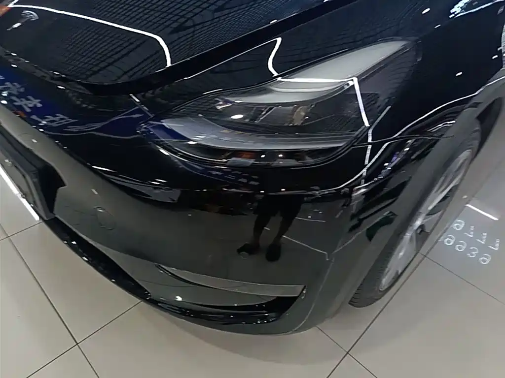 Tesla Model Y 2021 — фото 24