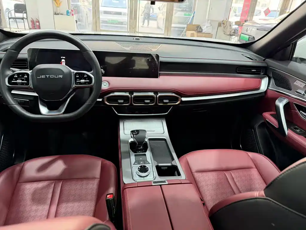 Jetour Jietu X70 PLUS 2025 — фото 10