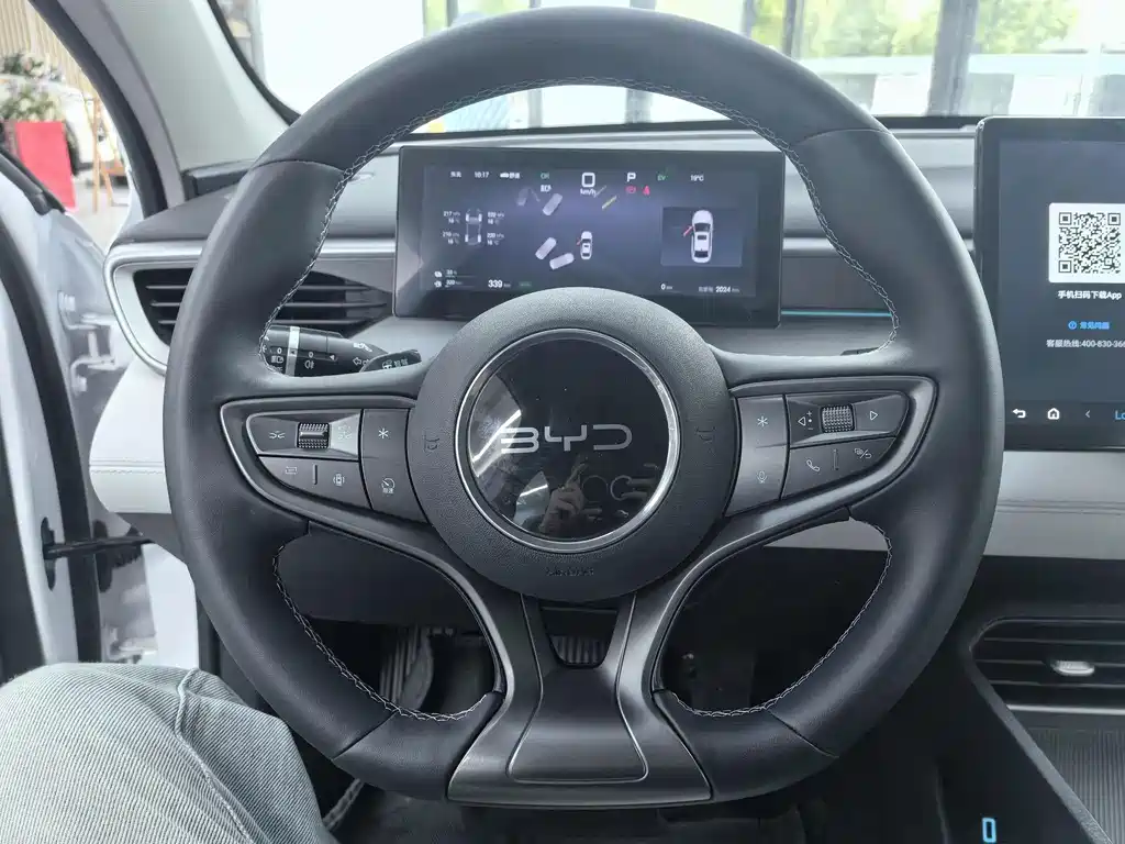 BYD Seal 05 DM-i 2025 — фото 17