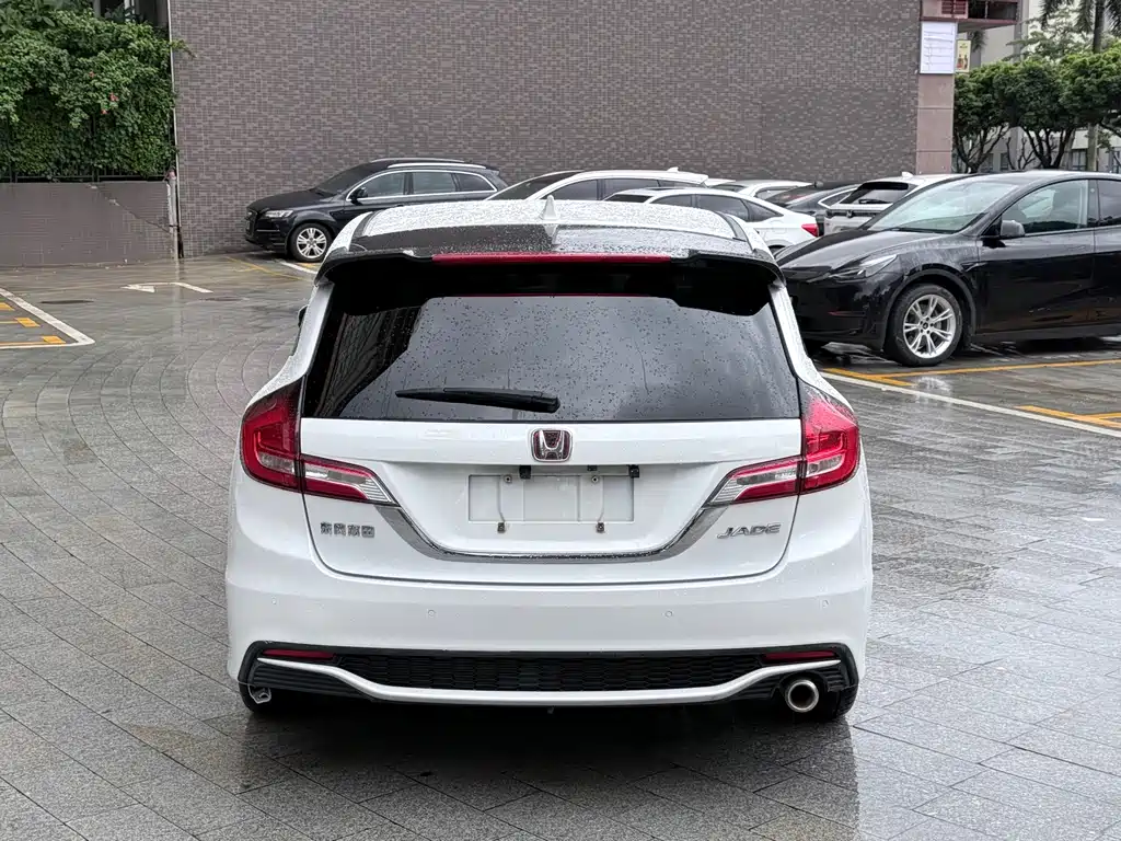 Honda Jade 2018 — фото 8