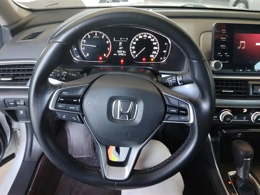 Honda Accord 2021 — фото 15