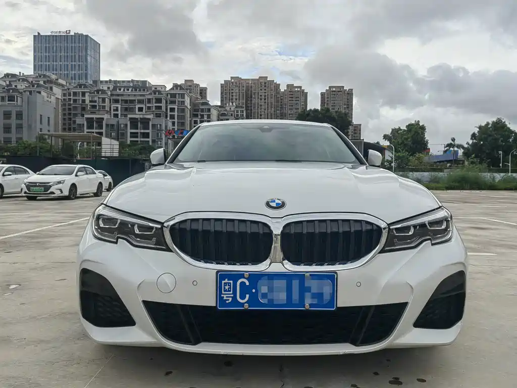 BMW 3 Series 2022
