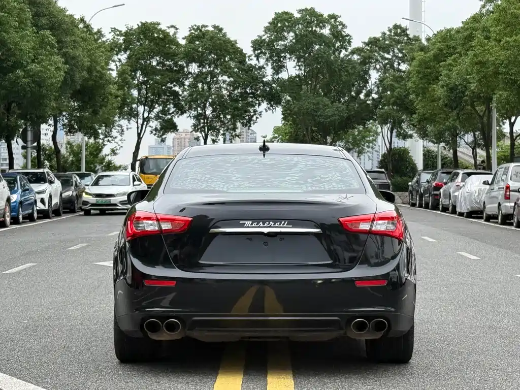 Maserati Ghibli 2017 — фото 6