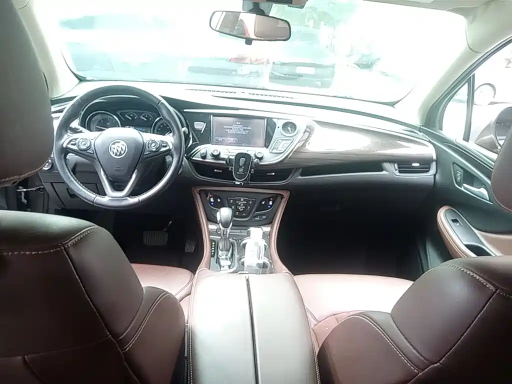 Buick Envision Plus 2017 — фото 10