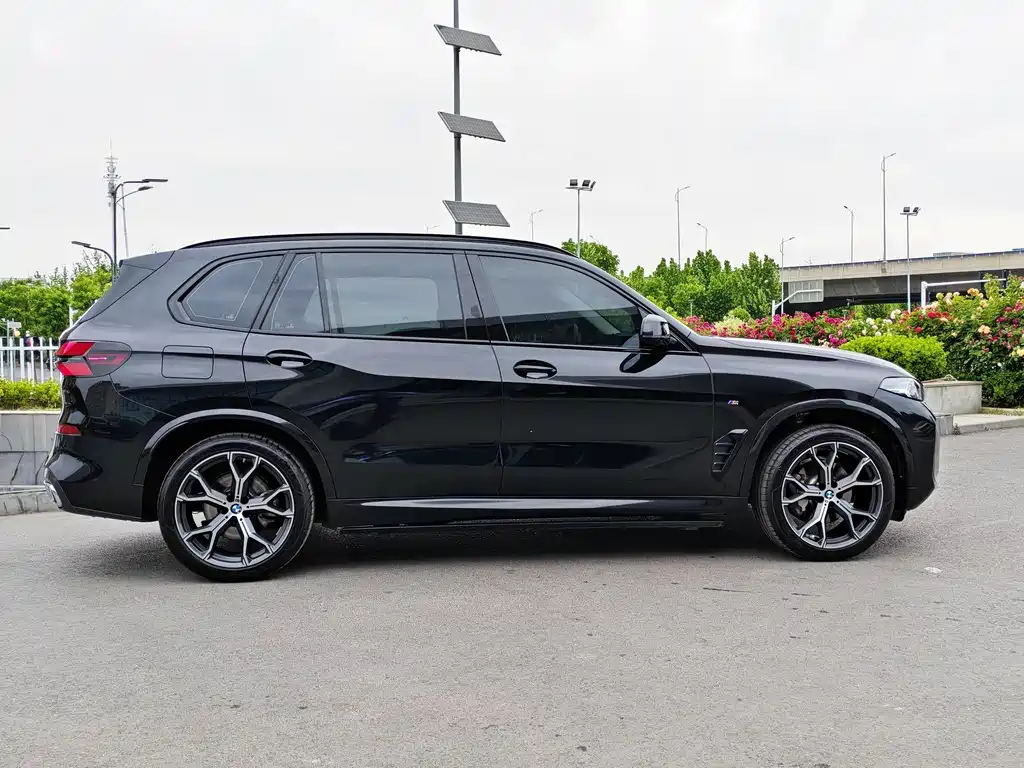 BMW X5 2025 — фото 4