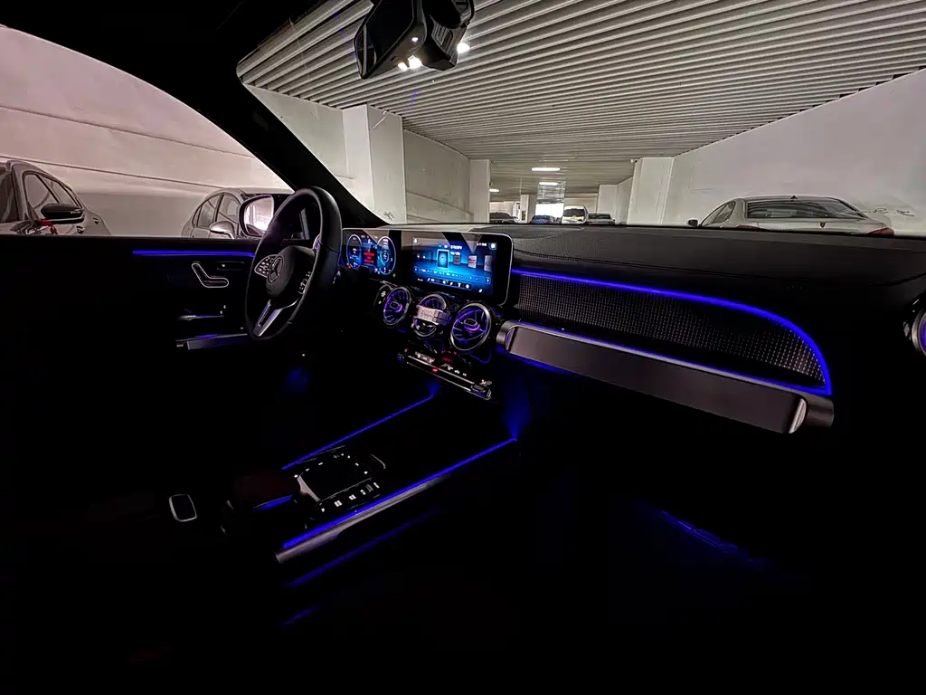 Mercedes-Benz GLB 2020 — фото 14