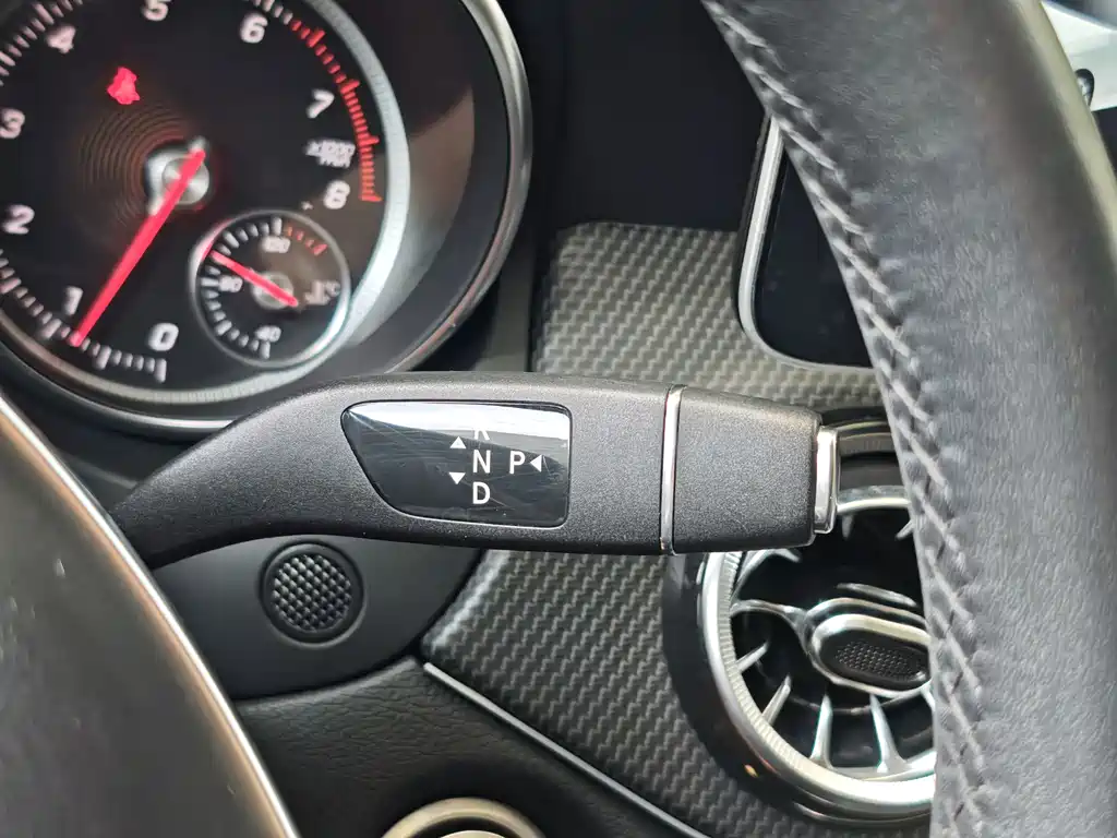 Mercedes-Benz GLA 2019 — фото 25