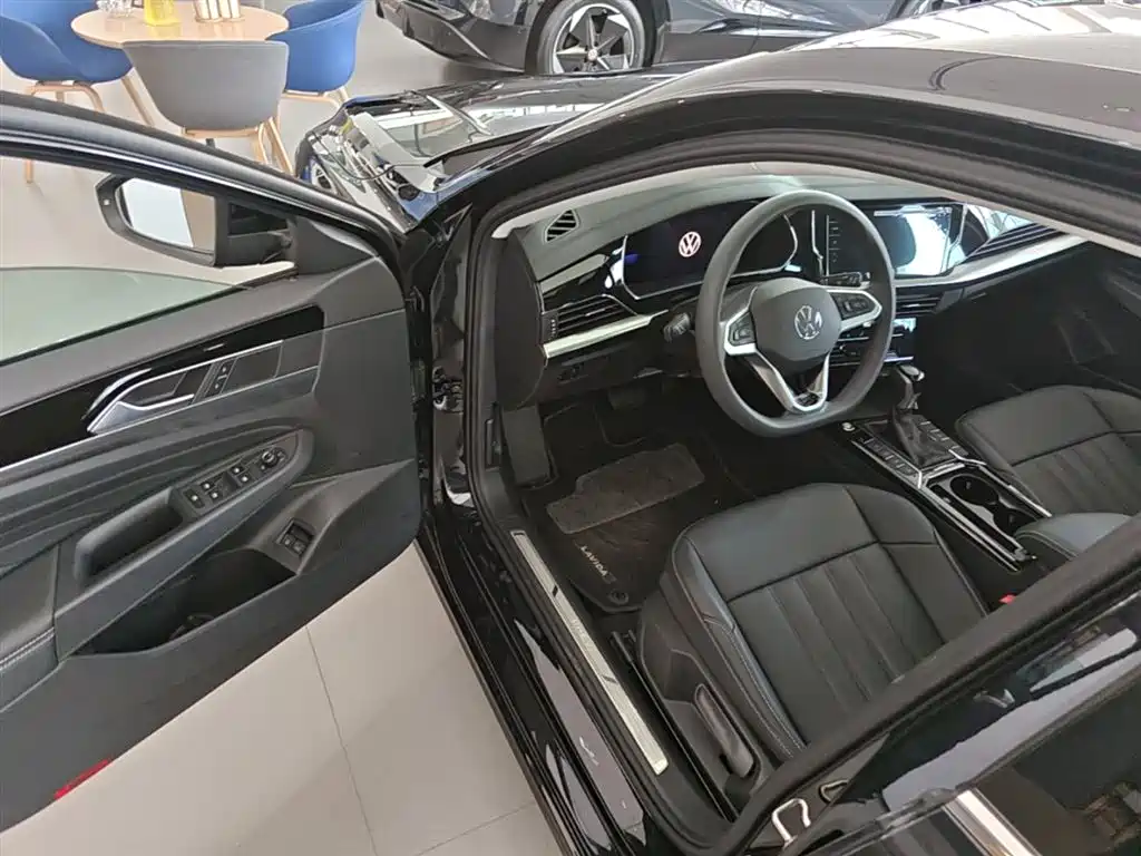 Volkswagen Passat PHEV 2026 — фото 16