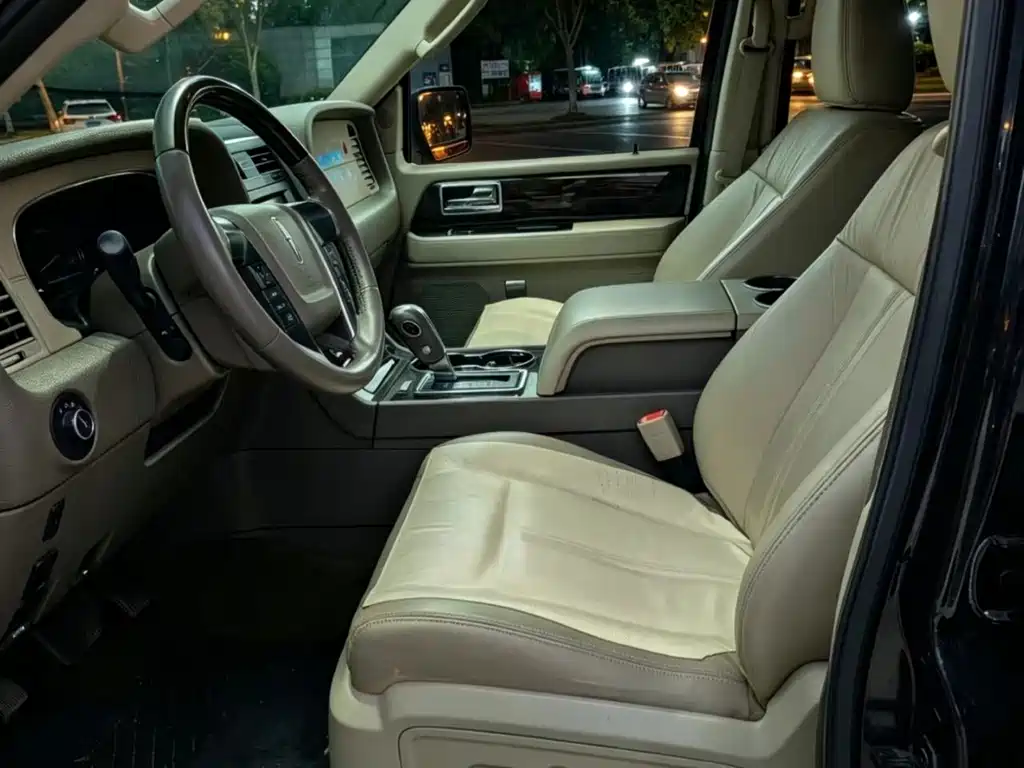 Lincoln Navigator 2015 — фото 6