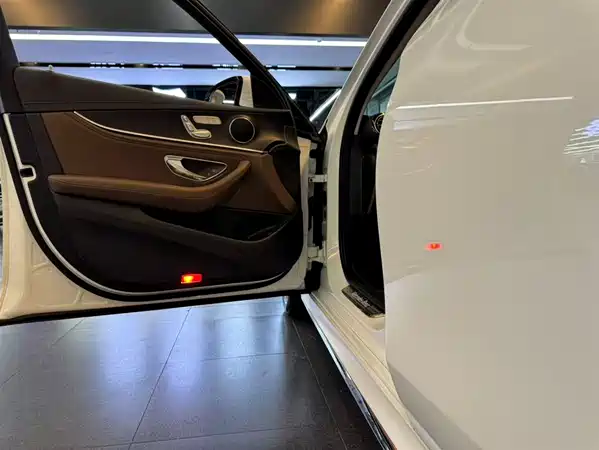 Mercedes-Benz E-Class 2018