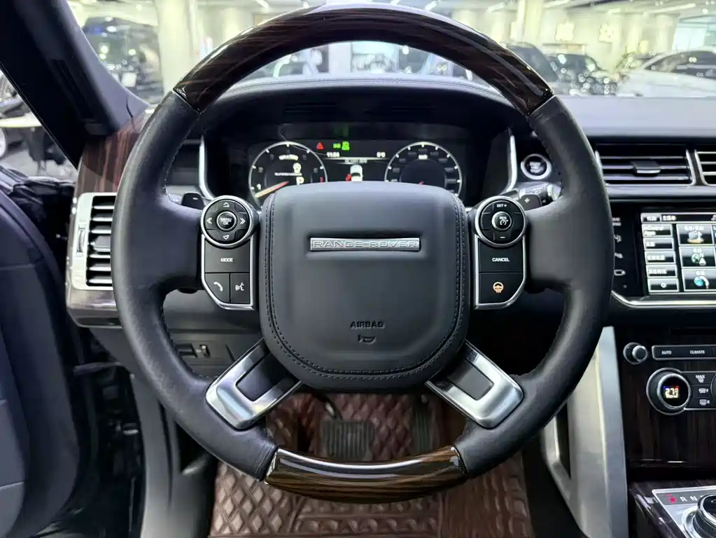 Land Rover Range Rover 2015 — фото 19