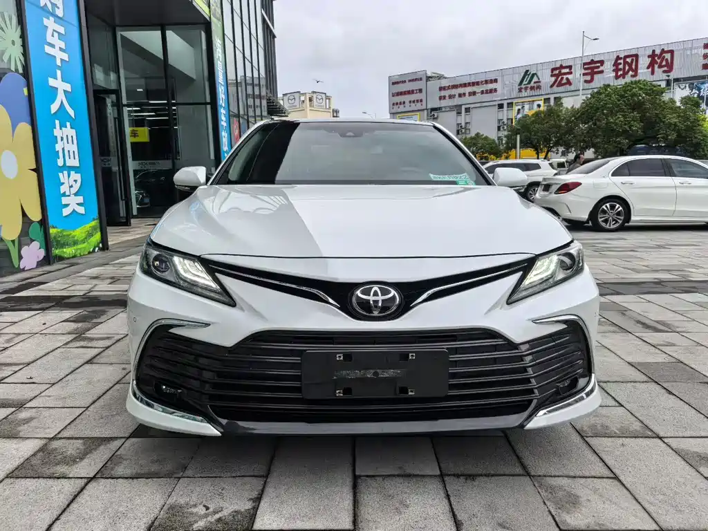 Toyota Camry 2022