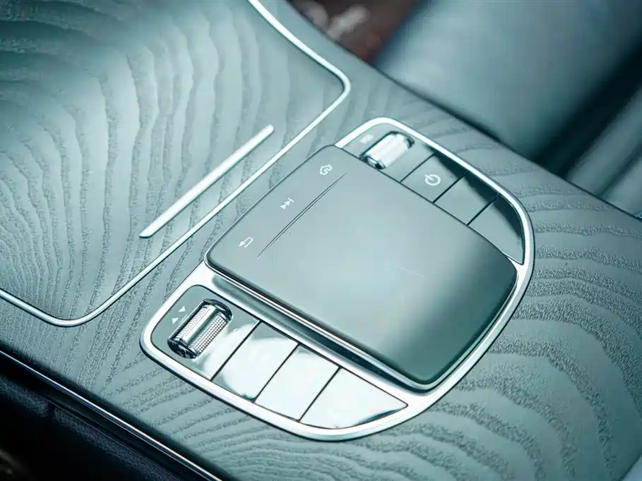 Mercedes-Benz C-Class 2020 — фото 19