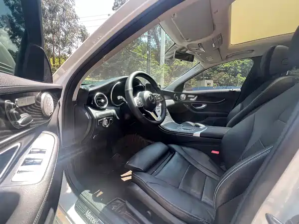 Mercedes-Benz C-Class 2019