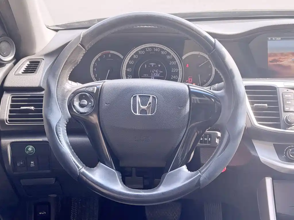 Honda Accord 2016 — фото 15