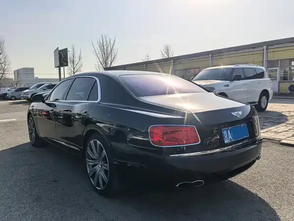 Bentley Flying Spur 2017