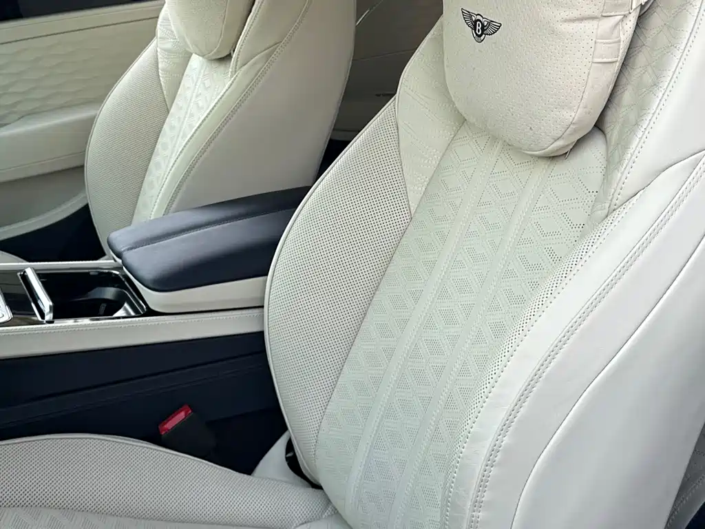 Bentley Flying Spur PHEV 2025