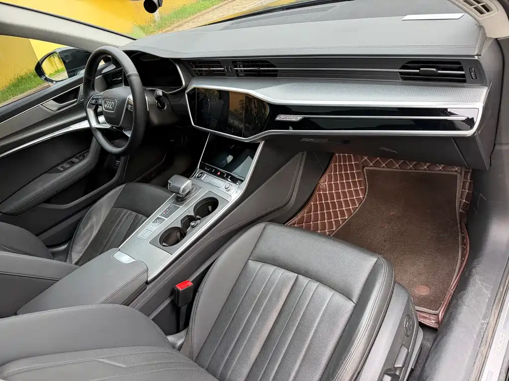 Audi A6 2023 — фото 10