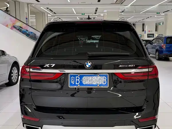 BMW X7 2022