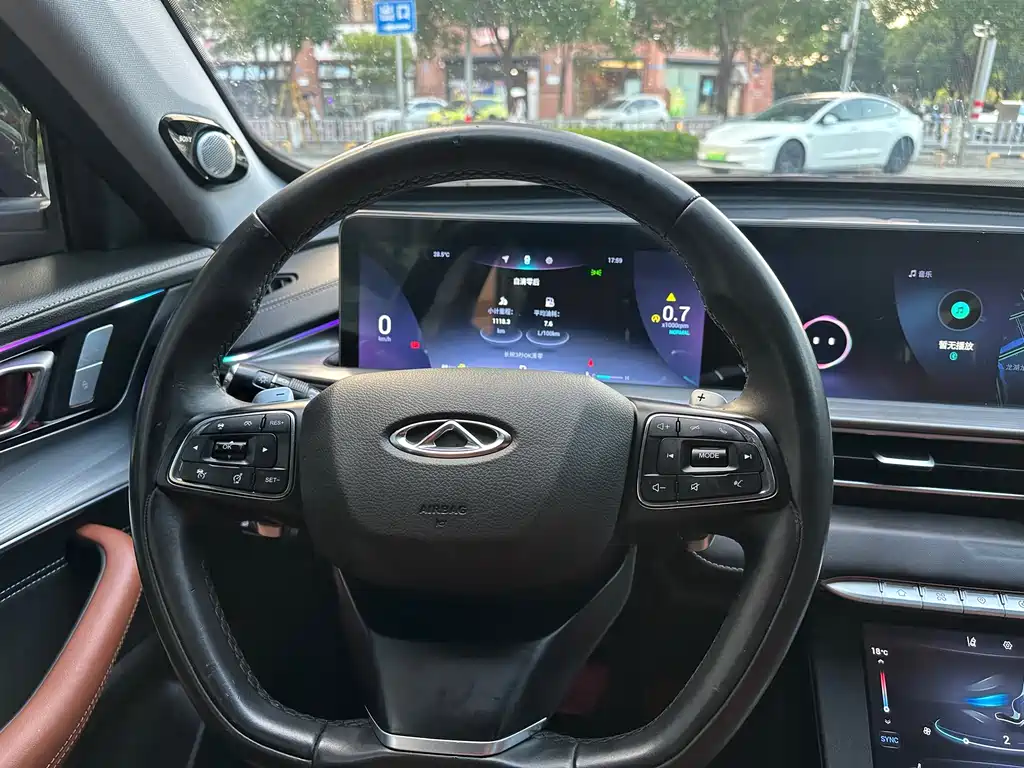 Chery Tiggo 8 PLUS 2022 — фото 9