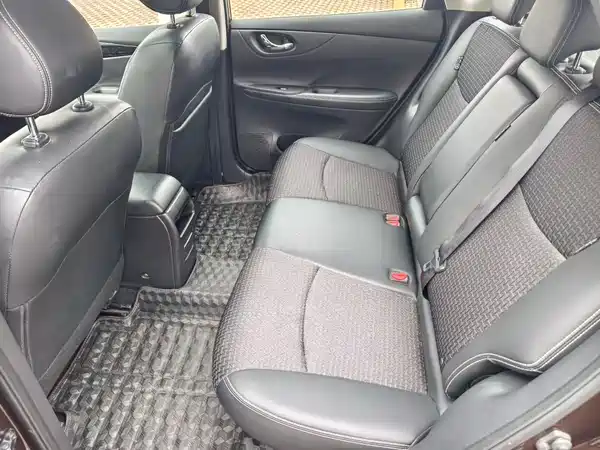 Nissan Tiida 2016