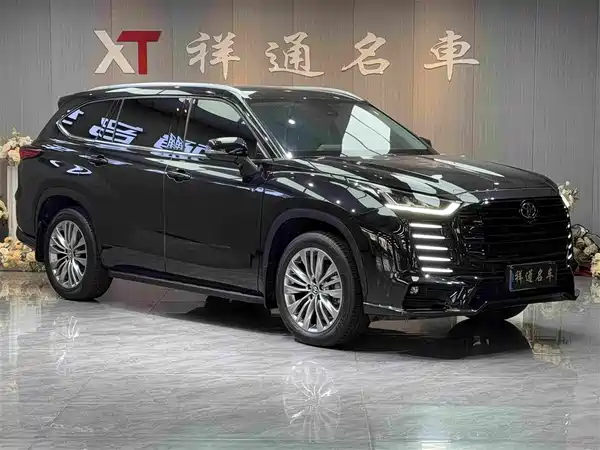 Toyota Highlander 2025