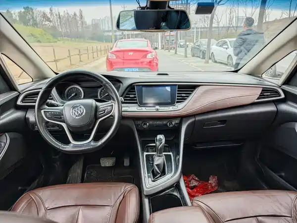 Buick GL6 2018