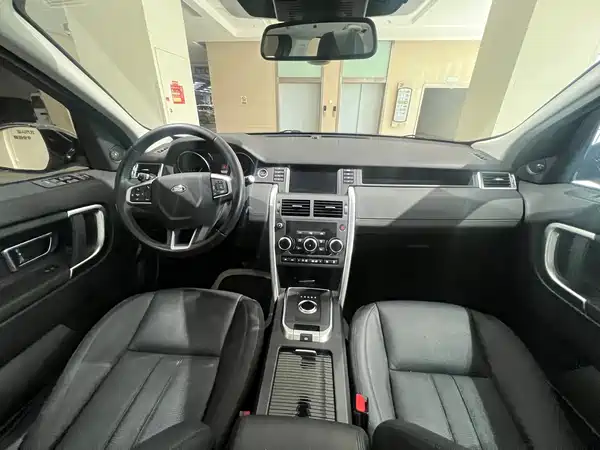 Land Rover Discovery Sport 2017
