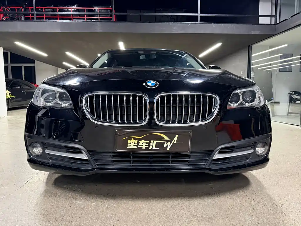 BMW 5 Series 2015 — фото 2