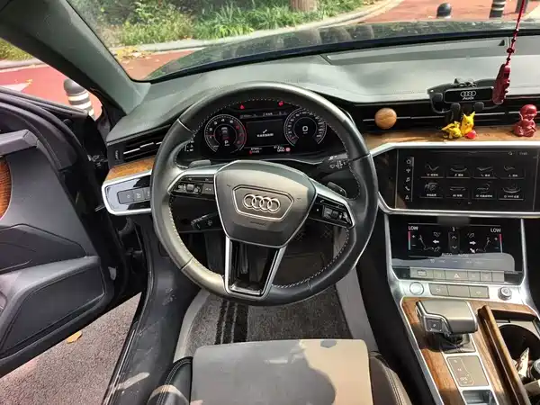 Audi A6L 2019