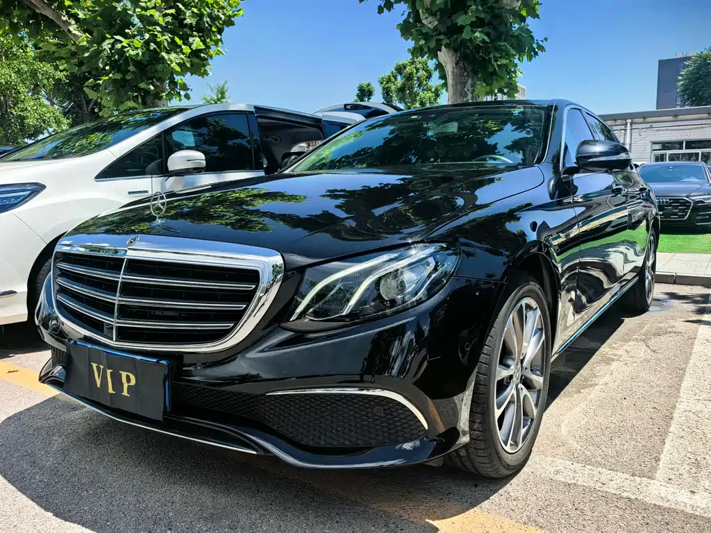 Mercedes-Benz E-Class 2019 — фото 1