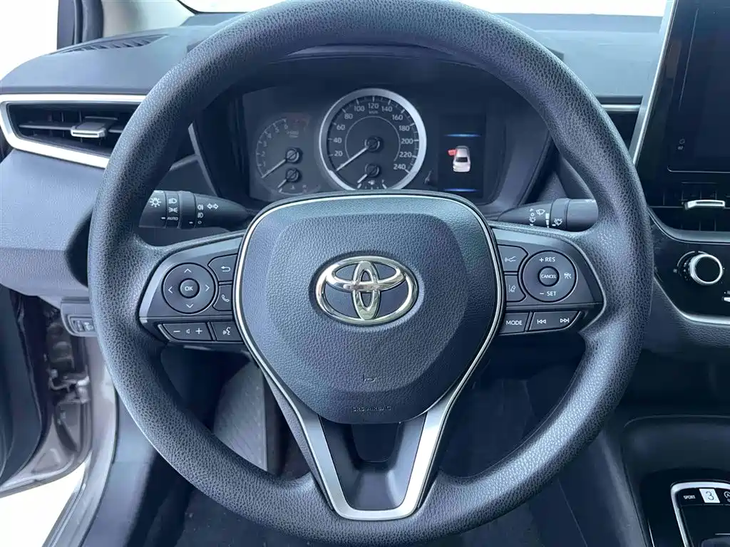 Toyota Corolla 2022 — фото 12