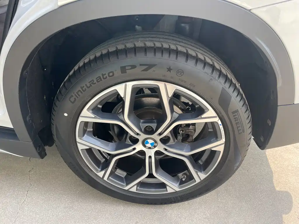 BMW X1 2022 — фото 17