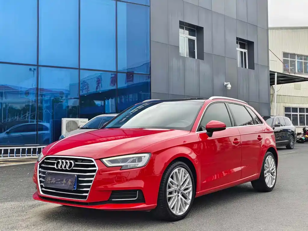 Audi A3 2018 — фото 1