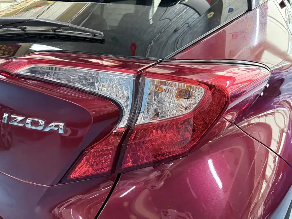 Toyota IZOA 2018 — фото 20