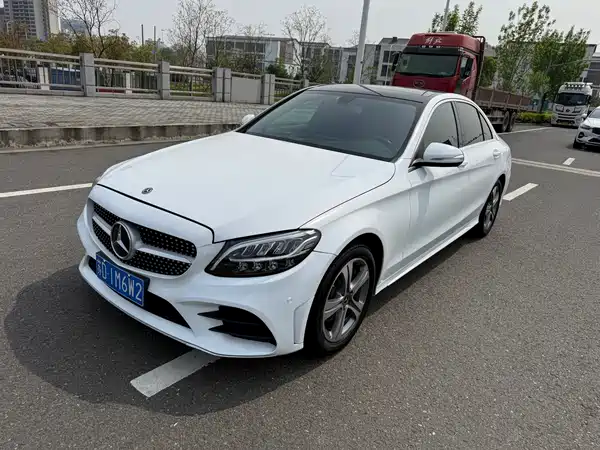 Mercedes-Benz C-Class 2019