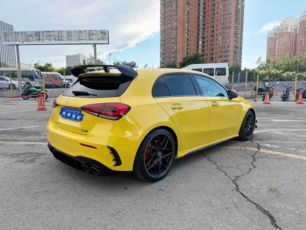 Mercedes-Benz A-Class AMG 2023 — фото 16