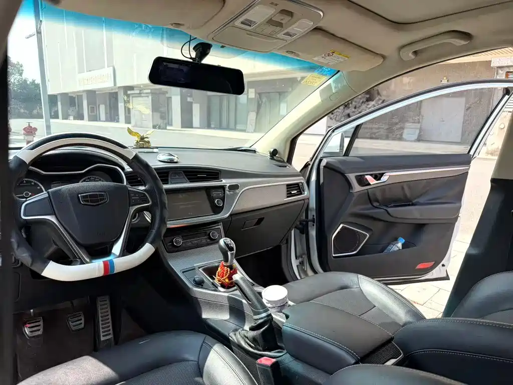 Geely Emgrand GS 2016 — фото 5