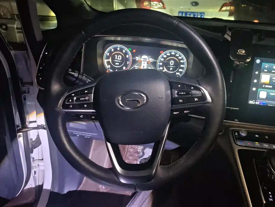 GAC Motor Trumpchi M8 2022 — фото 15