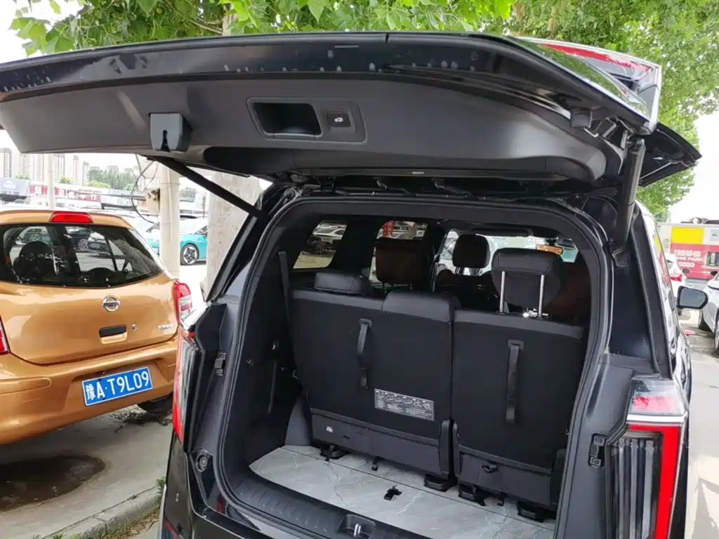 GAC Motor Trumpchi M8 2025 — фото 19