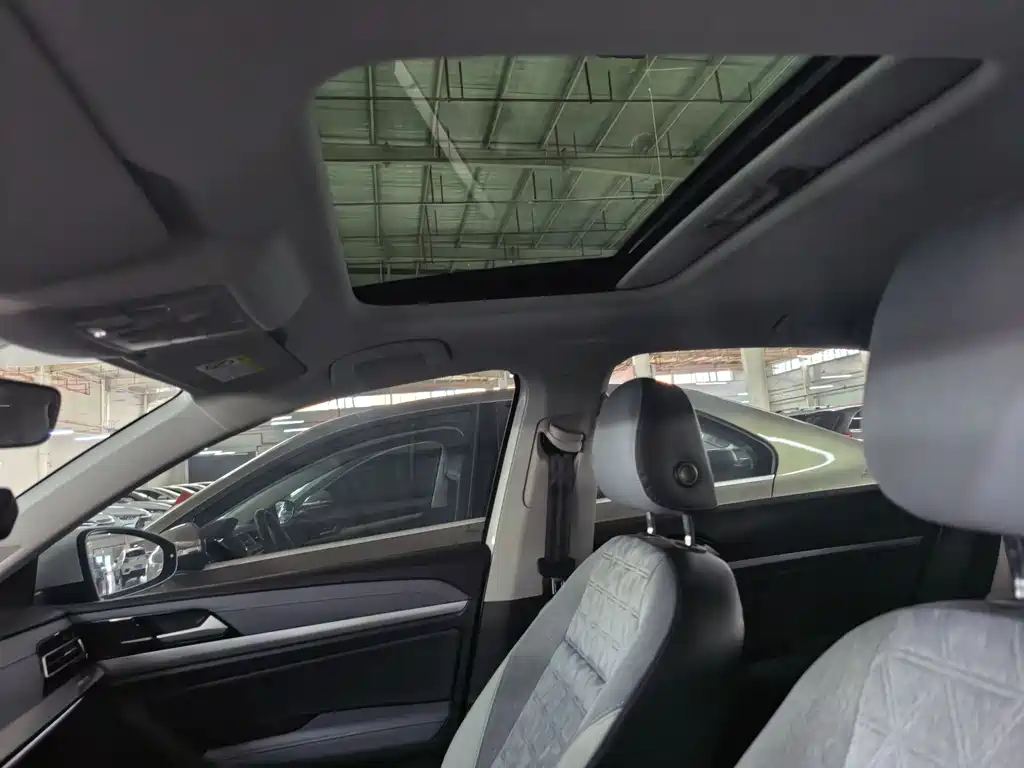 Volkswagen Lavida 2023