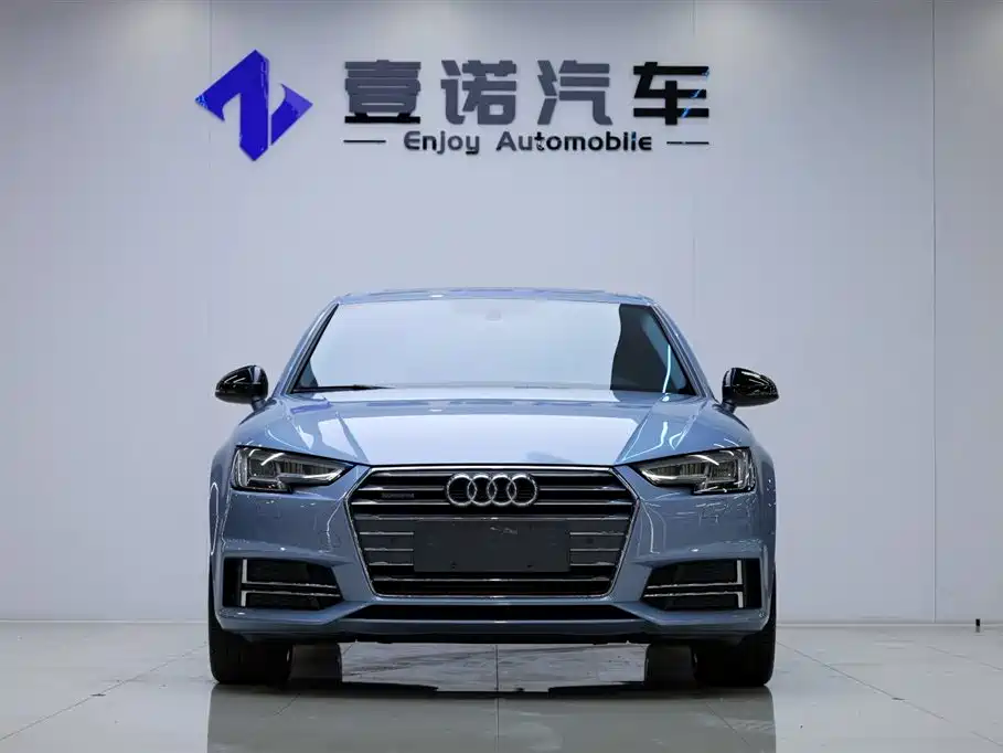 Audi A4L 2018 — фото 2