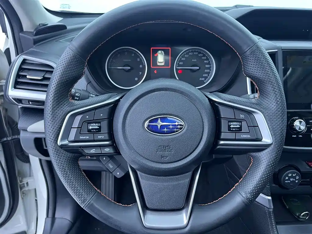 Subaru Forester 2022 — фото 18