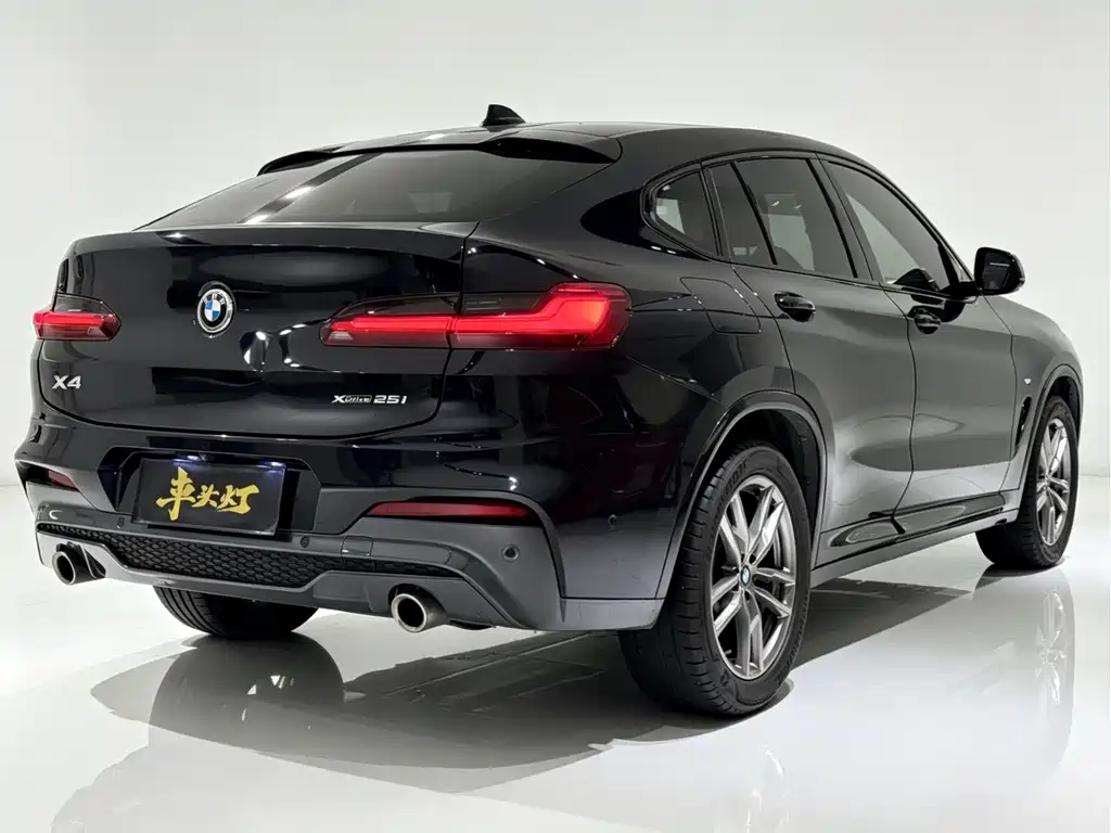 BMW X4 2021 — фото 11